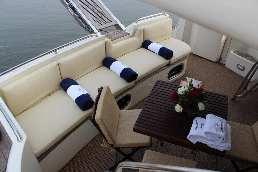 Luxurious yacht cabin