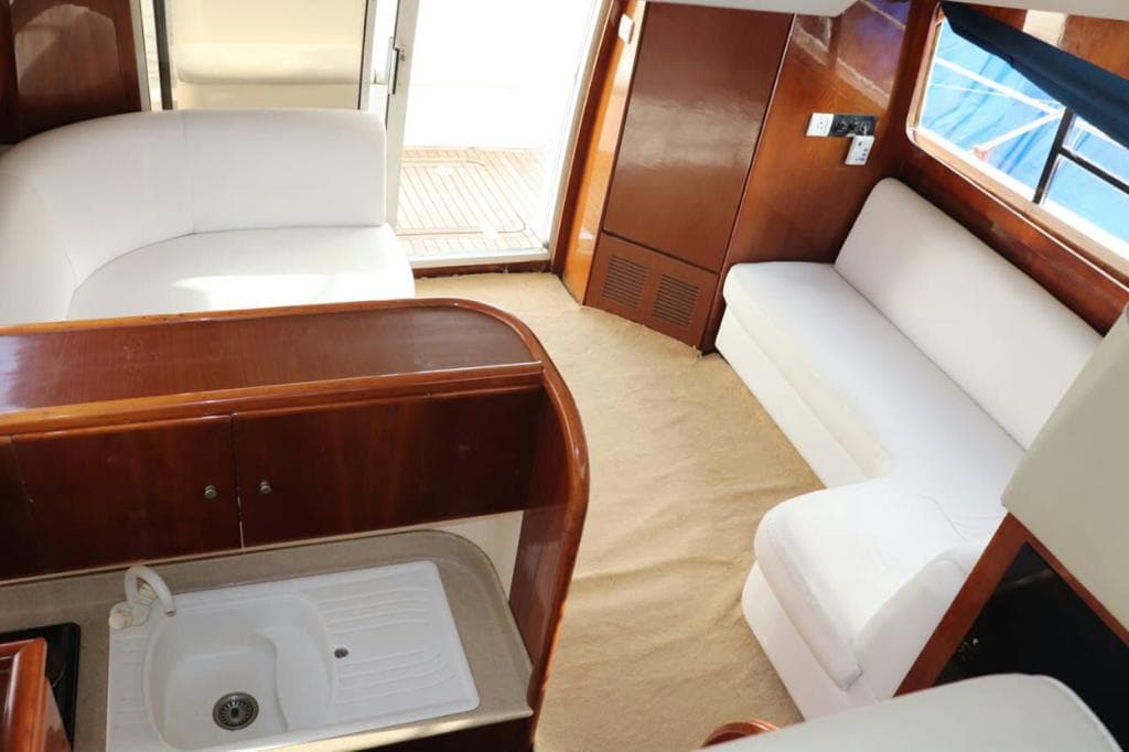 Yacht in Goa-luxurious cabins